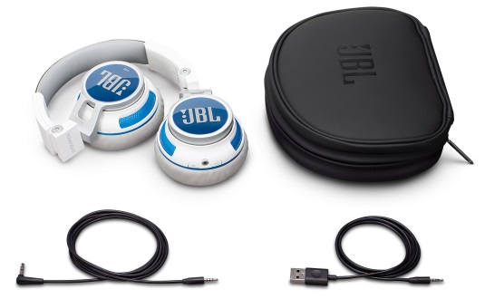 JBL Synchros S400BT (S400BTWHT) - наушники беспроводные (White) JBL Synchros S400BT (S400BTWHT) - наушники беспроводные (White)