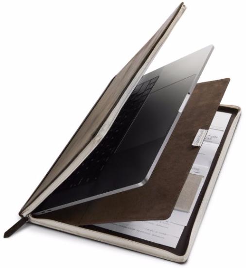 Чехол-книжка Twelve South BookBook Vol 2 в твердом переплете USB-C (12-1715) для MacBook Pro 15" (Brown)
Чехол-книжка Twelve South BookBook Vol 2 в твердом переплете USB-C (12-1715) для MacBook Pro 15" (Brown)