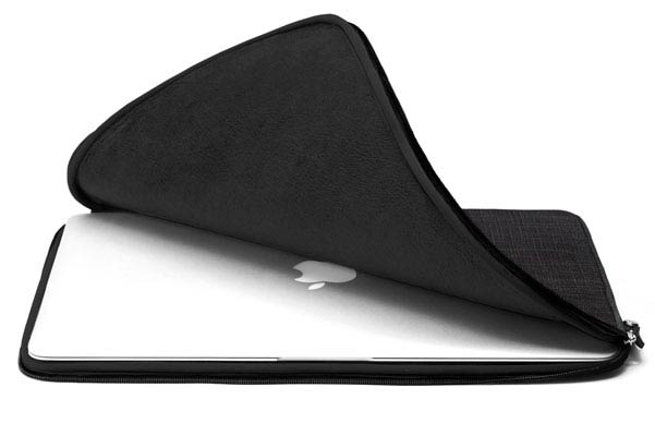 Купить booq mamba sleeve (msl11-blk) - чехол для macbook air 11 (black) в Москве. В нашем каталоге интернет-магазина icover.ru вы можете ознакомиться с ценами, подробным описанием, фотографиями и техническими характеристиками. Низкие цены. Высокое качество. Доставка по России. Заказать товары по телефону +7(495)229-39-50 Booq Mamba sleeve (MSL11-BLK) - чехол для MacBook Air 11 (Black) купить в интернет-магазине icover