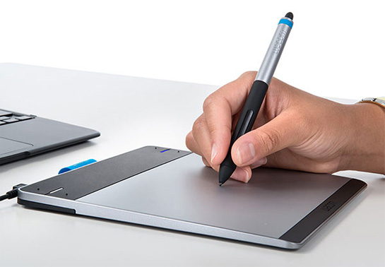 Купить wacom intuos pen (ctl-480s-rupl) - графический планшет (без мультитач) в Москве. В нашем каталоге интернет-магазина icover.ru вы можете ознакомиться с ценами, подробным описанием, фотографиями и техническими характеристиками. Низкие цены. Высокое качество. Доставка по России. Заказать товары по телефону +7(495)229-39-50 Wacom Intuos Pen (CTL-480S-RUPL) - графический планшет (без мультитач) купить в интернет-магазине icover