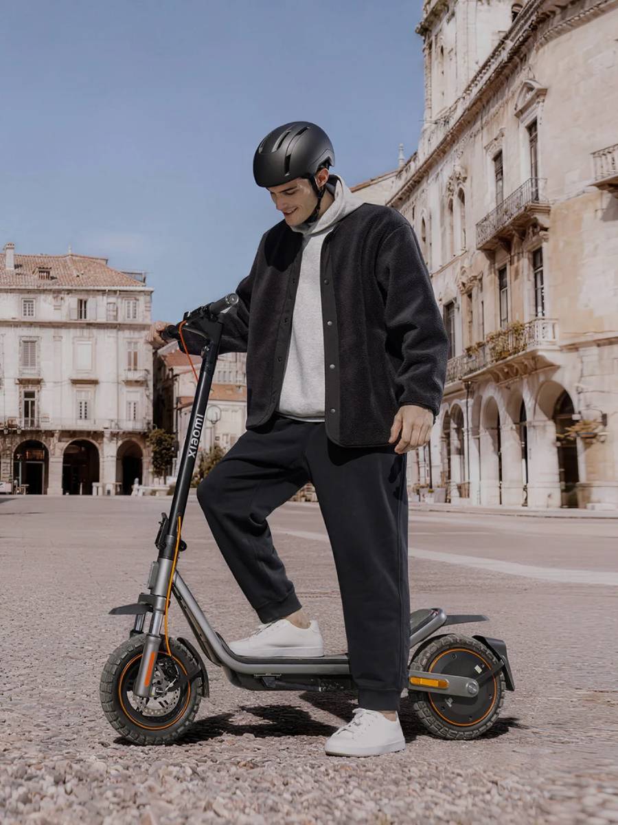 Купить электросамокат xiaomi electric scooter 6 pro bhr08qqgl (black/grey) в Москве. В нашем каталоге интернет-магазина icover.ru вы можете ознакомиться с ценами, подробным описанием, фотографиями и техническими характеристиками. Низкие цены. Высокое качество. Доставка по России. Заказать товары по телефону +7(495)229-39-50 Электросамокат Xiaomi Electric Scooter 6 Pro BHR08QQGL (Black/Grey) купить в интернет-магазине icover