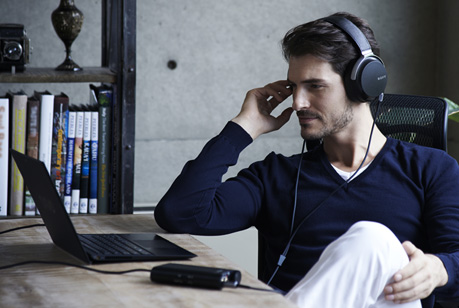 Sony PHA-3 - усилитель для наушников (Black) купить в интернет-магазине icover