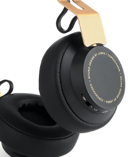 Купить беспроводные наушники jabra move wireless (gold) в Москве. В нашем каталоге интернет-магазина icover.ru вы можете ознакомиться с ценами, подробным описанием, фотографиями и техническими характеристиками. Низкие цены. Высокое качество. Доставка по России. Заказать товары по телефону +7(495)229-39-50 Беспроводные наушники Jabra Move Wireless (Gold) купить в интернет-магазине icover