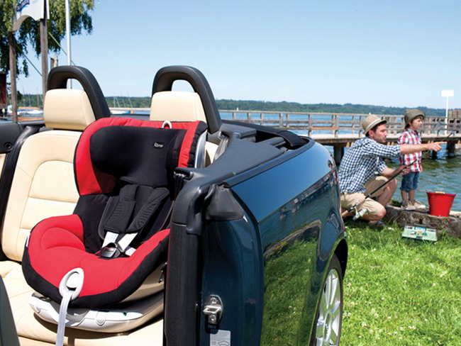 Britax Roemer Trifix (2000022670) - детское автокресло (Cosmos Black Trendline) купить в интернет-магазине icover