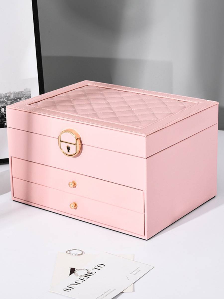 Купить шкатулка для украшений ridberg 2 ящика (pink) в Москве. В нашем каталоге интернет-магазина icover.ru вы можете ознакомиться с ценами, подробным описанием, фотографиями и техническими характеристиками. Низкие цены. Высокое качество. Доставка по России. Заказать товары по телефону +7(495)229-39-50 Шкатулка для украшений Ridberg 2 ящика (Pink) купить в интернет-магазине icover