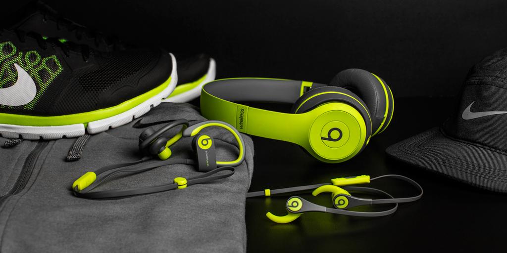Beats Tour 2.0 Active Collection (MKPU2ZE/A) - проводные наушники (Flash Blue) купить в интернет-магазине icover