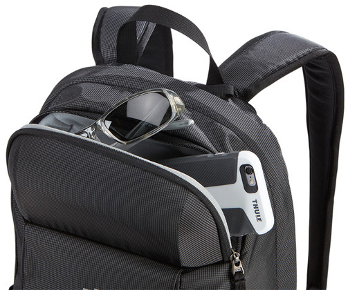 Рюкзак Thule EnRoute Backpack 18L для MacBook Pro 15" (Black) купить в интернет-магазине icover