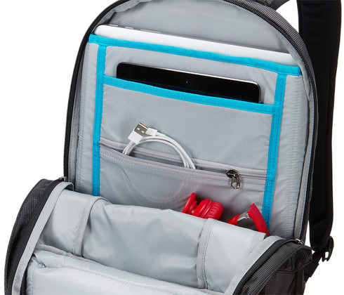 Рюкзак Thule EnRoute Backpack 18L для MacBook Pro 15" (Black) купить в интернет-магазине icover