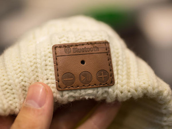 Archos Music Beany - шапка с беспроводными наушниками (White) купить в интернет-магазине icover