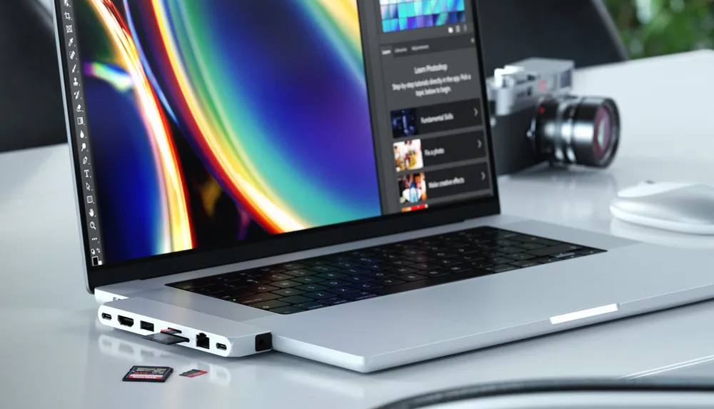 Хаб Satechi USB-C Pro Hub Max ST-UCPHMXS для MacBook Pro 2021 (Silver) купить в интернет-магазине icover