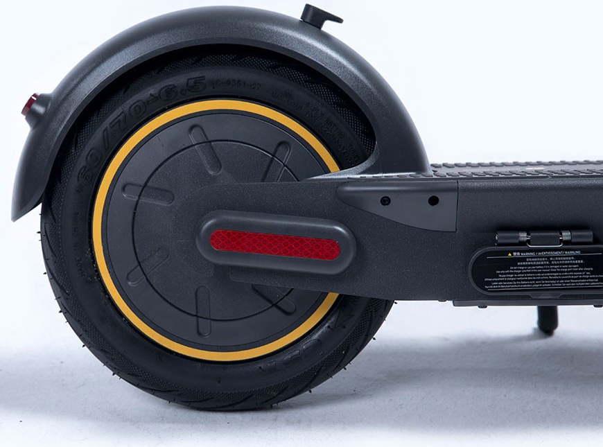 Электросамокат Ninebot KickScooter Max G30 (Black) купить в интернет-магазине icover