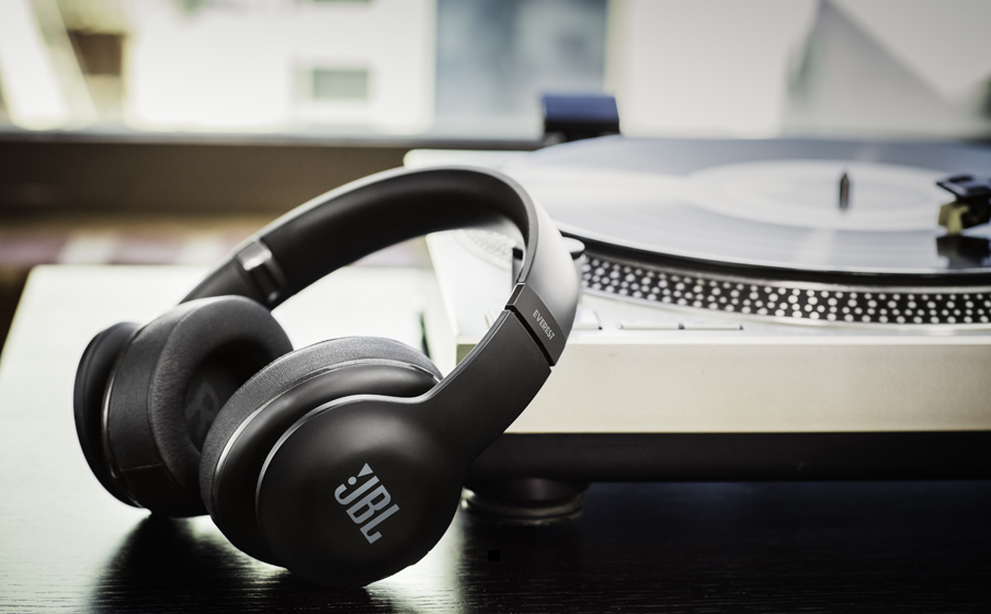 JBL Everest Elite 700 (V700NXTBLKGP) - беспроводные наушники с микрофоном (Black) купить в интернет-магазине icover