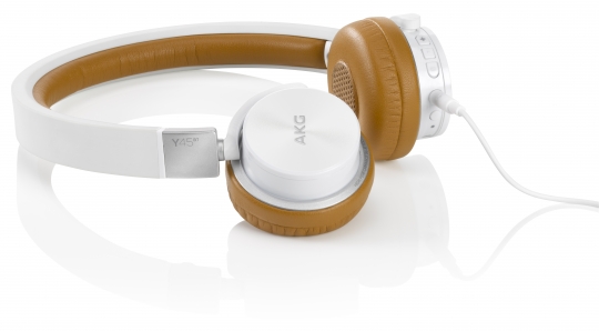 AKG Y45 BT (Y45BTWHT) - беспроводные наушники (White) купить в интернет-магазине icover