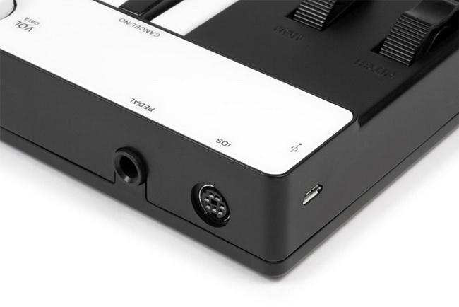 USB-контроллер IK Multimedia iRig Keys - MIDI купить в интернет-магазине icover