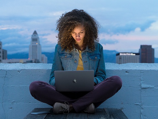 Ноутбук Apple Macbook 12 Retina, Intel Core M 1,1GHz, 8Gb, 256Gb SSD MJY32RU/A (Space Gray) купить в интернет-магазине icover