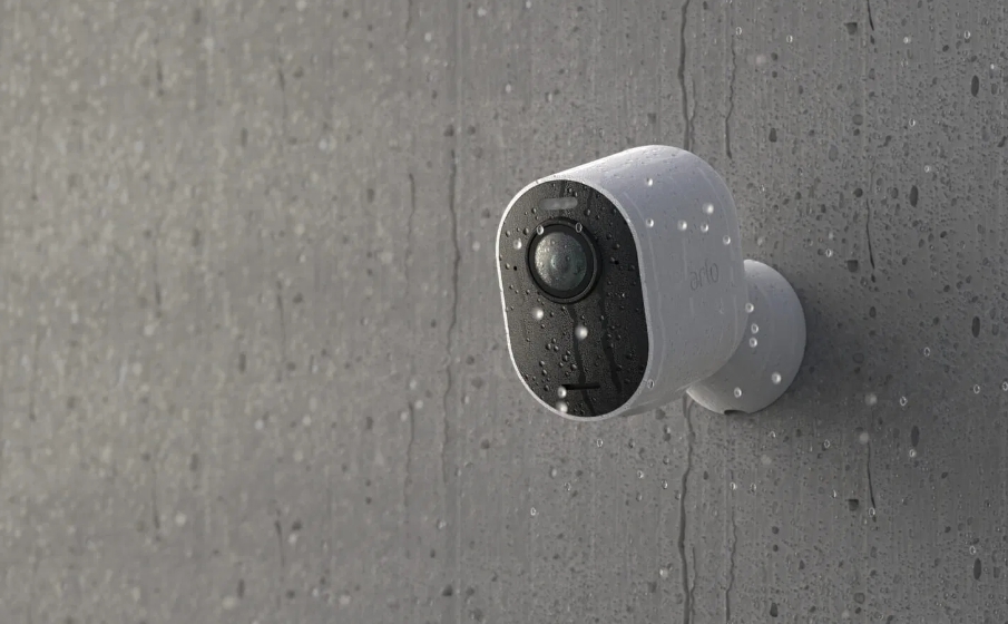 Комплект видеонаблюдения Netgear Arlo Security 3-Camera System (White) купить в интернет-магазине icover
