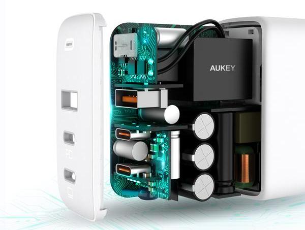 Сетевое зарядное устройство Aukey Omnia Mix 3 PD 90W PA-B6S (White) купить в интернет-магазине icover
