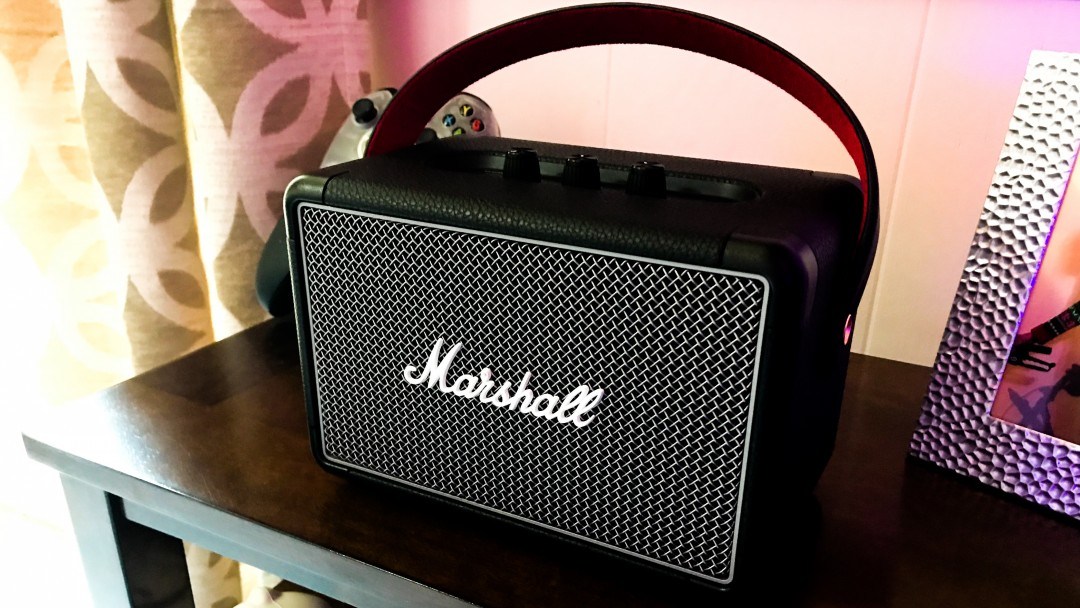 Бандл Портативная беспроводная колонка Marshall Kilburn II + Наушники Marshall Major III Bluetooth (Black) купить в интернет-магазине icover