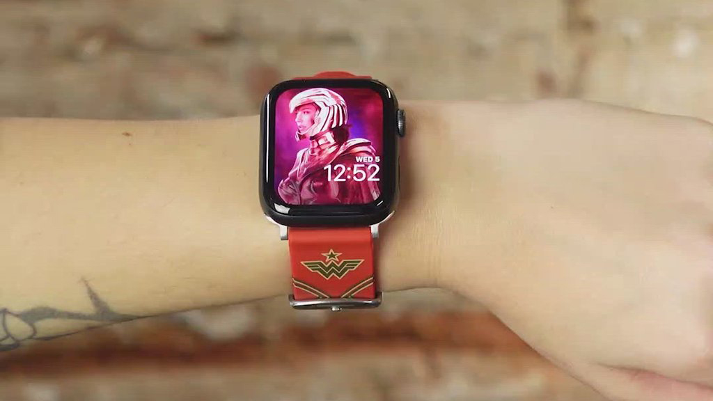 Ремешок MobyFox DC WW84 Crimson Armor (ST-WNR22DCC2012) для Apple Watch (Red) купить в интернет-магазине icover
