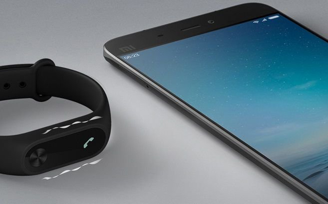 Фитнес-браслет Xiaomi Mi Band 2 + сменный силиконовый ремешок (Black) купить в интернет-магазине icover