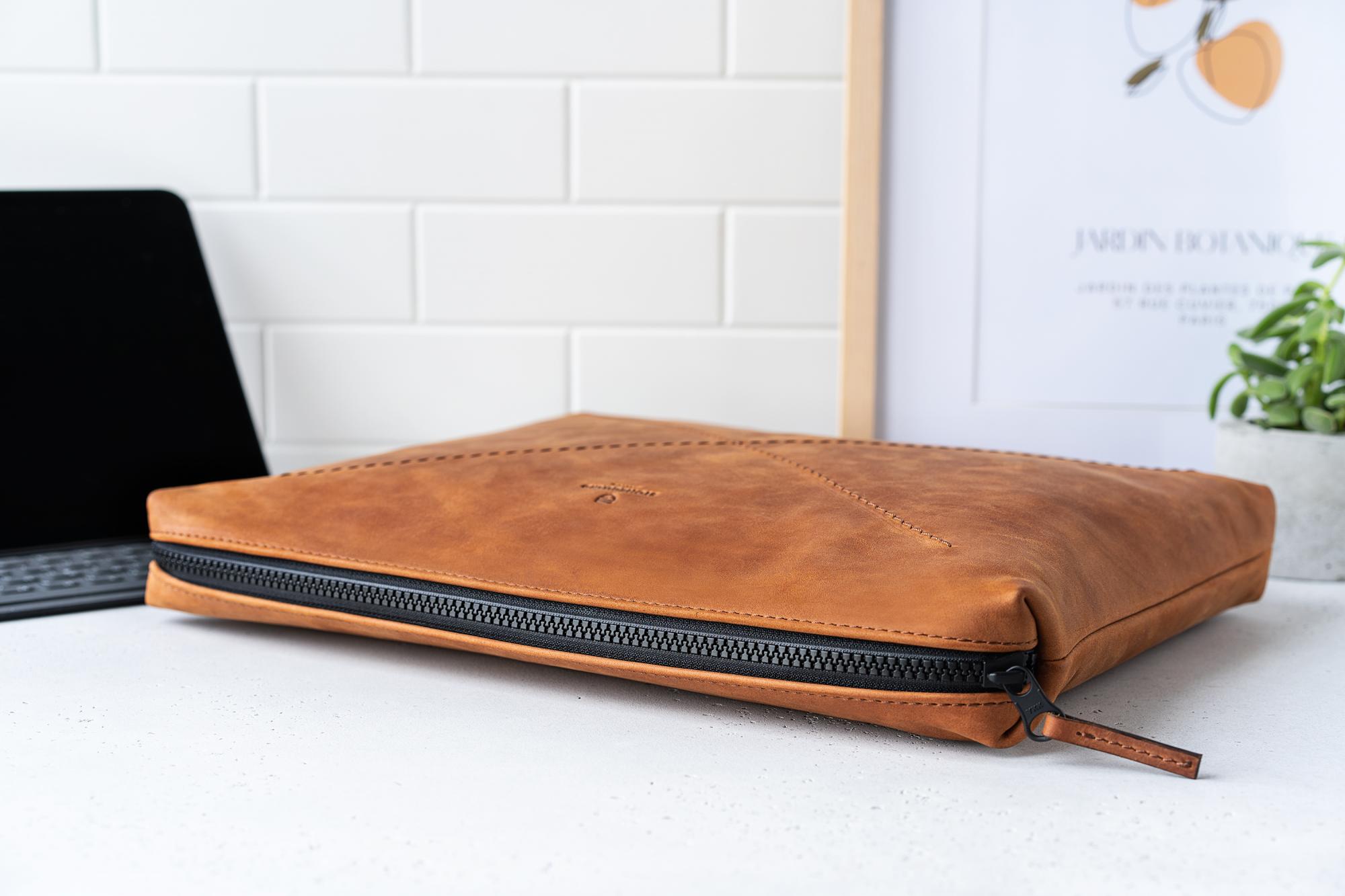 Чехол Stoneguard 522 для MacBook Pro/Air 13'' (Rust) купить в интернет-магазине icover