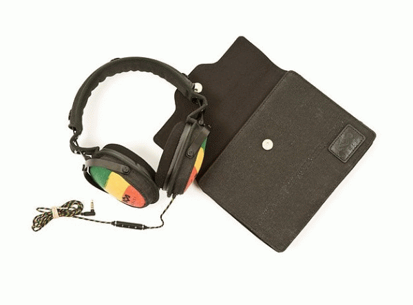 Купить marley rise up - накладные наушники (rasta) в Москве. В нашем каталоге интернет-магазина icover.ru вы можете ознакомиться с ценами, подробным описанием, фотографиями и техническими характеристиками. Низкие цены. Высокое качество. Доставка по России. Заказать товары по телефону +7(495)229-39-50 Marley Rise Up - накладные наушники (Rasta) купить в интернет-магазине icover