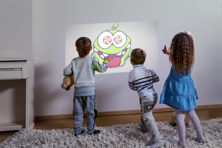 Домашний мини-кинотеатр Cinemood Storyteller 2.0 (White) купить в интернет-магазине icover