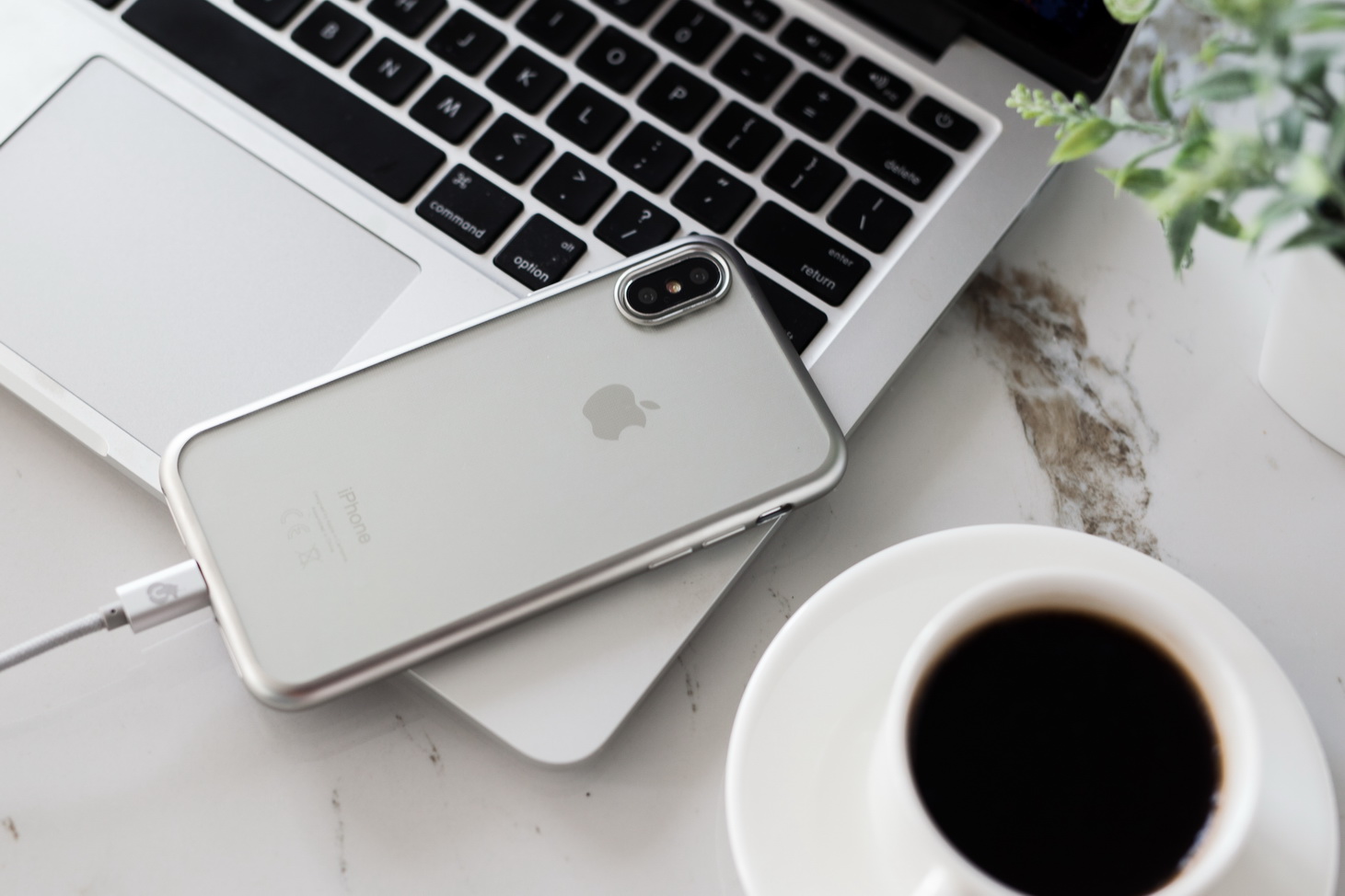 Чехлы для Apple iPhone, Samsung Galaxy