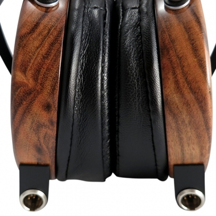 Audeze LCD-2 – проводные мониторные наушники купить в интернет-магазине icover