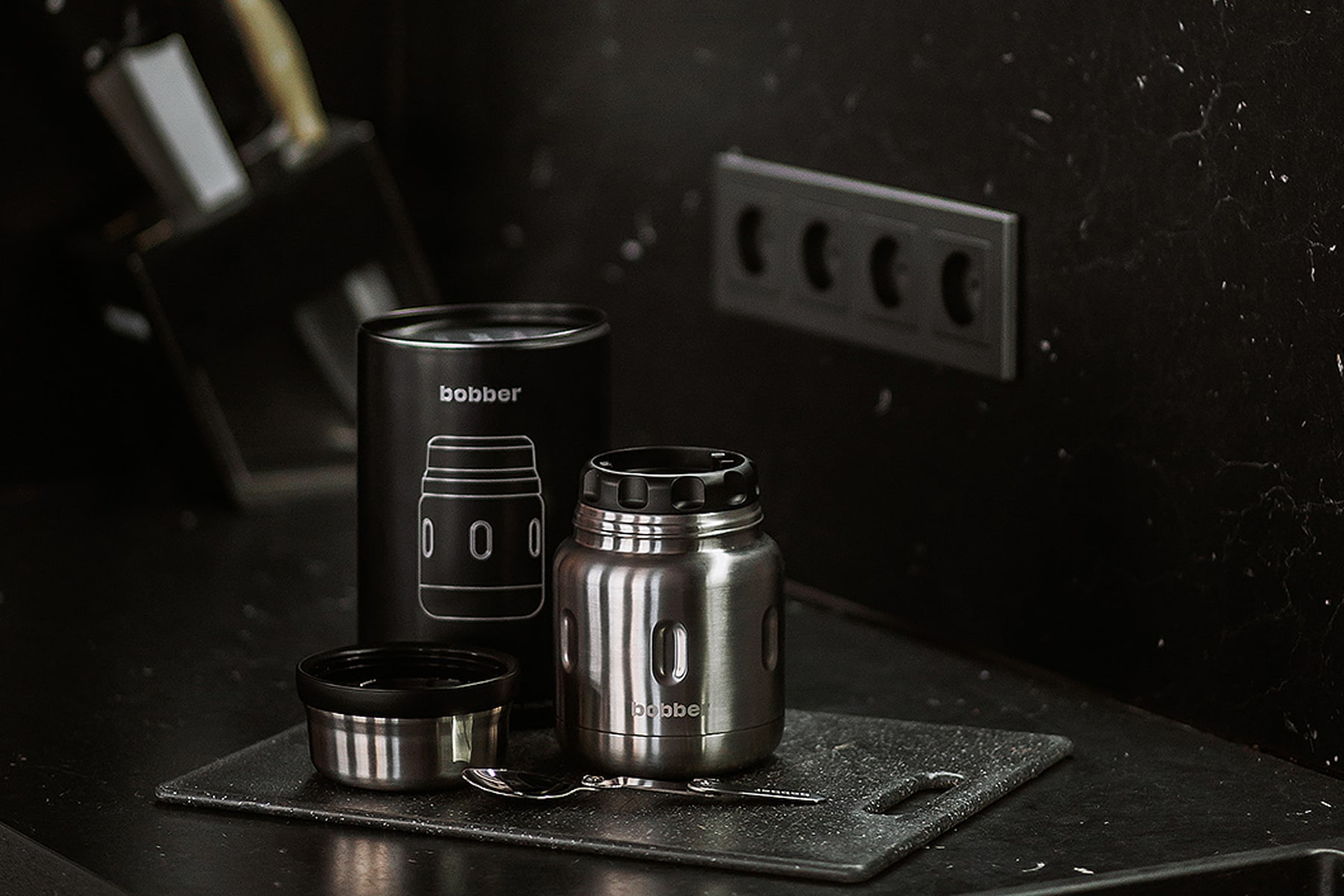 Термос для еды Bobber Jerrycan 0.7L (Gloss Steel) купить в интернет-магазине icover