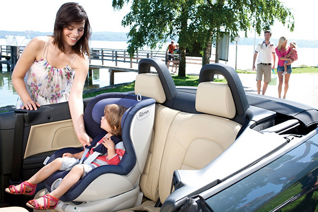 Britax Roemer Trifix (2000022670) - детское автокресло (Cosmos Black Trendline) купить в интернет-магазине icover