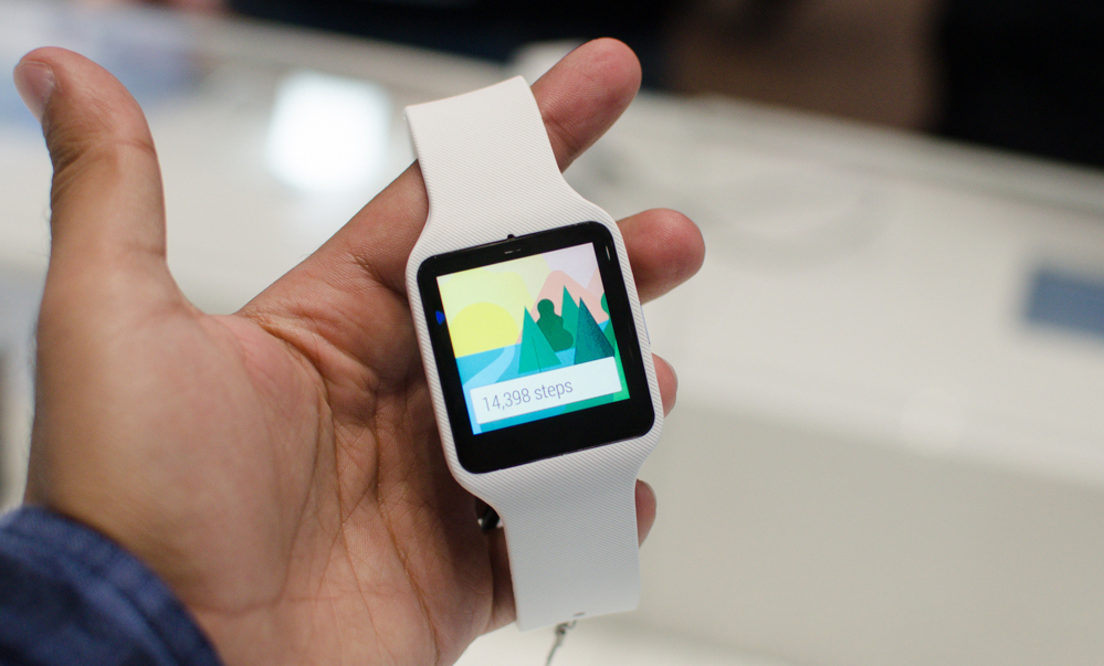 Sony SmartWatch 3 SWR50 - умные часы (White) купить в интернет-магазине icover