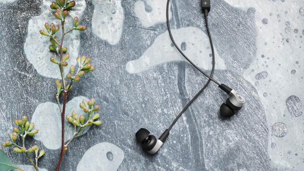 Внутриканальные наушники Bang & Olufsen BeoPlay H3 (Natural) купить в интернет-магазине icover