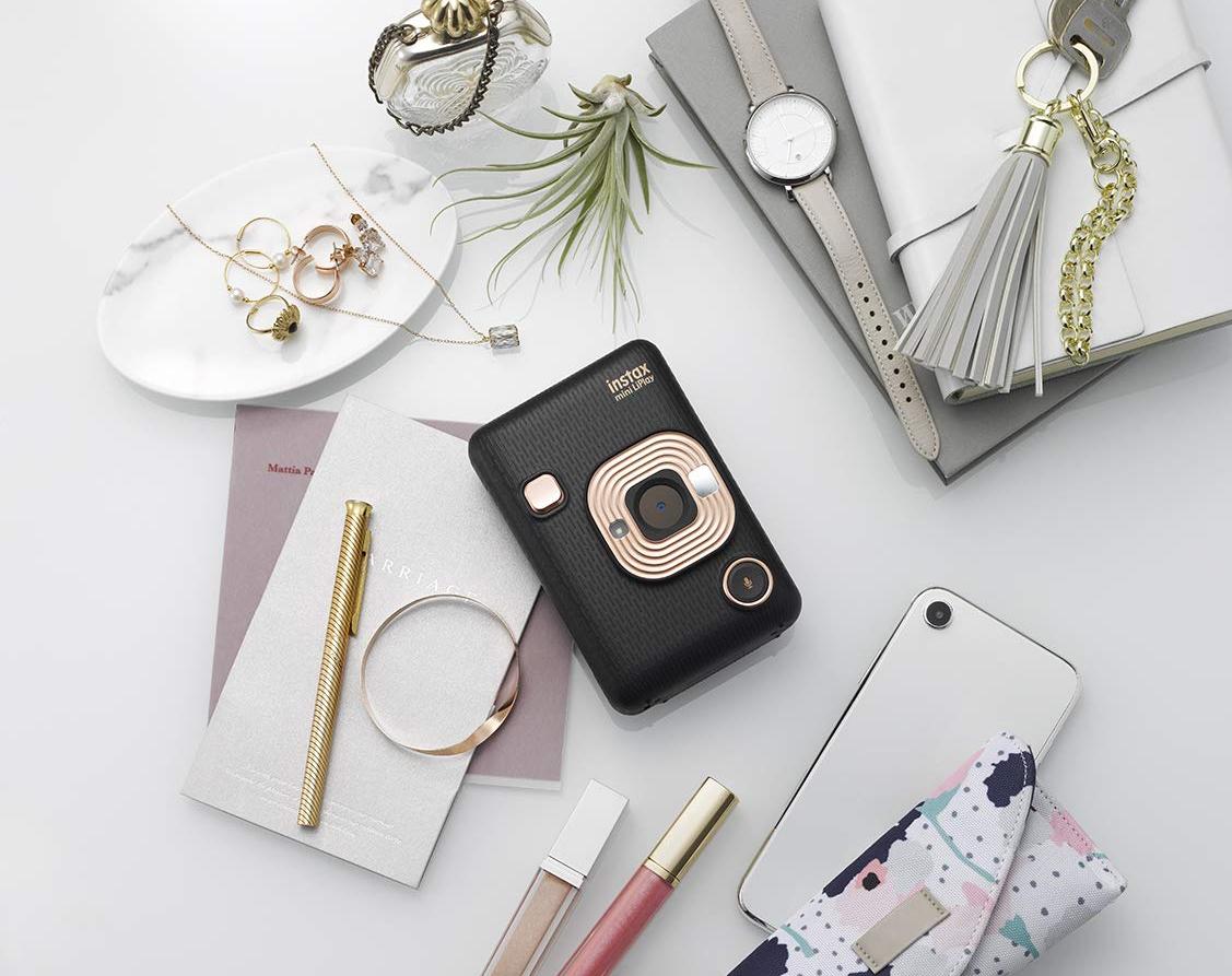Фотоаппарат мгновенной печати Fujifilm Instax Mini LiPlay (Black) купить в интернет-магазине icover