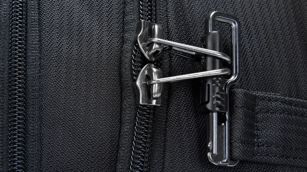 Рюкзак Pacsafe Metrosafe LS350 Econyl (40120138) для ноутбука 13" (Black) купить в интернет-магазине icover