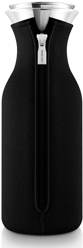 

Графин в неопреновом текстурном чехле Eva Solo Fridge 1L (Black)