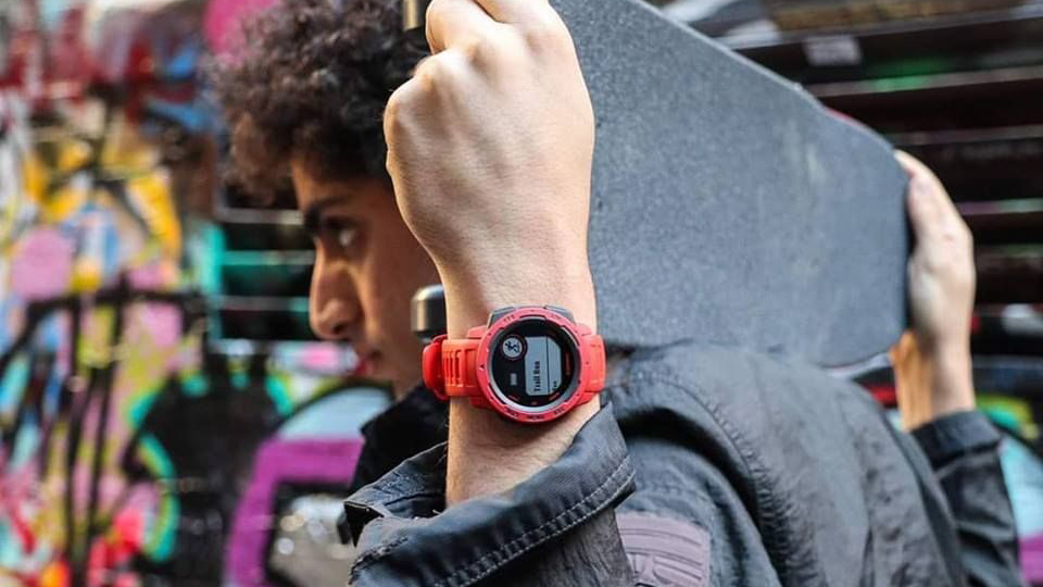 Умные часы Garmin Instinct 010-02064-00 (Graphite) купить в интернет-магазине icover