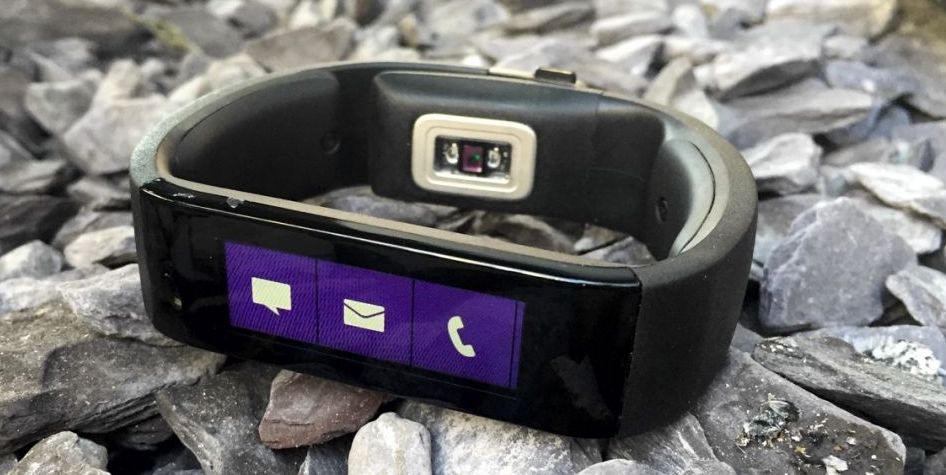 Microsoft Band (Size M) - фитнес-браслет для Windows Phone/iOS/Android (Black) купить в интернет-магазине icover