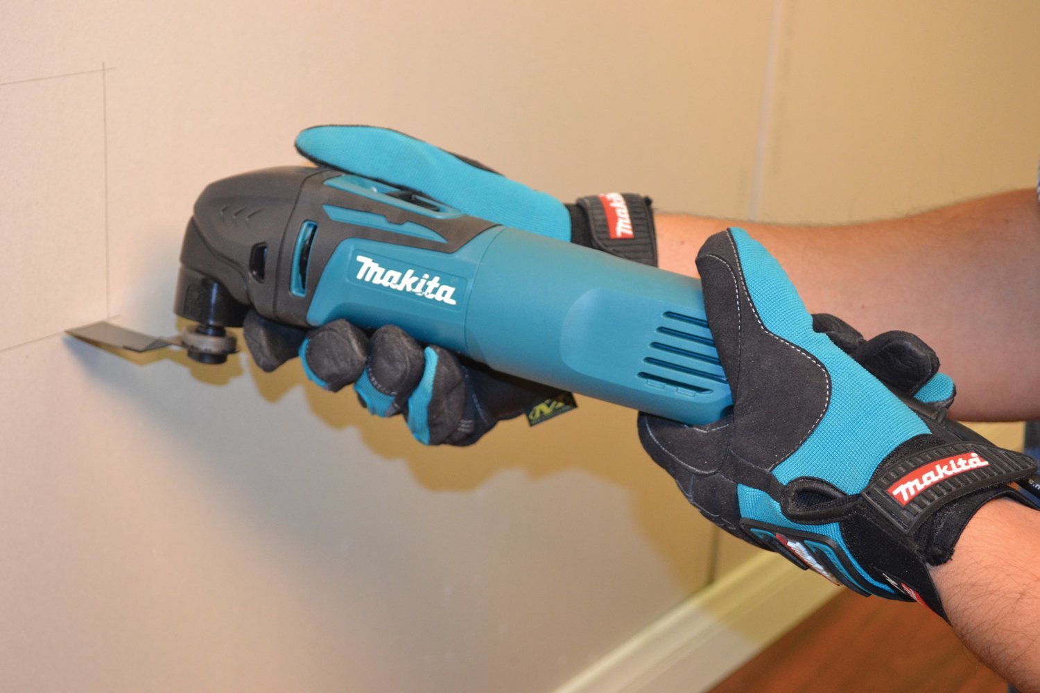 Реноватор Аккумуляторный Makita Купить