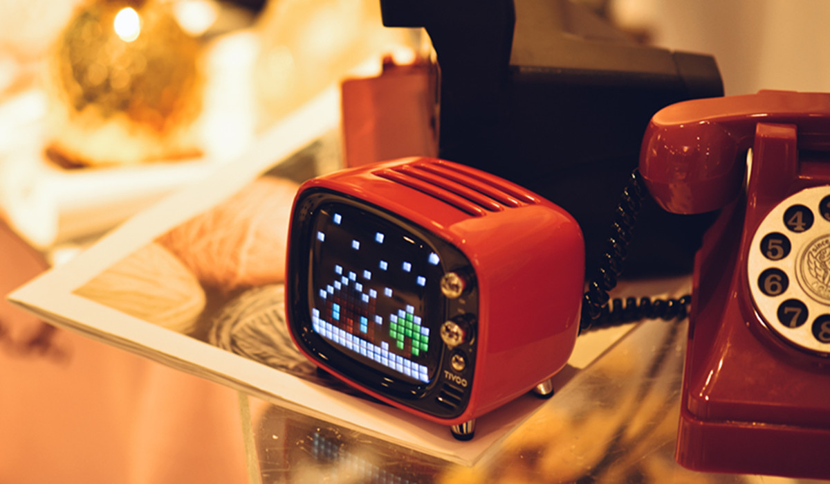 Портативная акустика Divoom Tivoo 90100058069 (Starry Red) купить в интернет-магазине icover