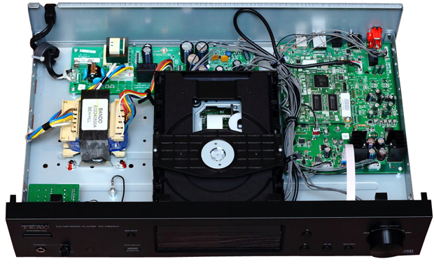 Купить cd-проигрыватель teac cd-p800nt (black) в Москве. В нашем каталоге интернет-магазина icover.ru вы можете ознакомиться с ценами, подробным описанием, фотографиями и техническими характеристиками. Низкие цены. Высокое качество. Доставка по России. Заказать товары по телефону +7(495)229-39-50 CD-проигрыватель Teac CD-P800NT (Black) купить в интернет-магазине icover