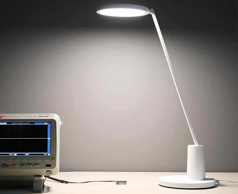 Настольная лампа Xiaomi Yeelight LED Eye-friendly Prime YLTD06YL (White) купить в интернет-магазине icover