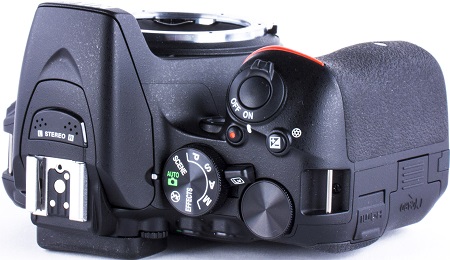 Фотоаппарат Nikon D5500 Kit (D5500 Body Black + 18-105 VR Black) купить в интернет-магазине icover