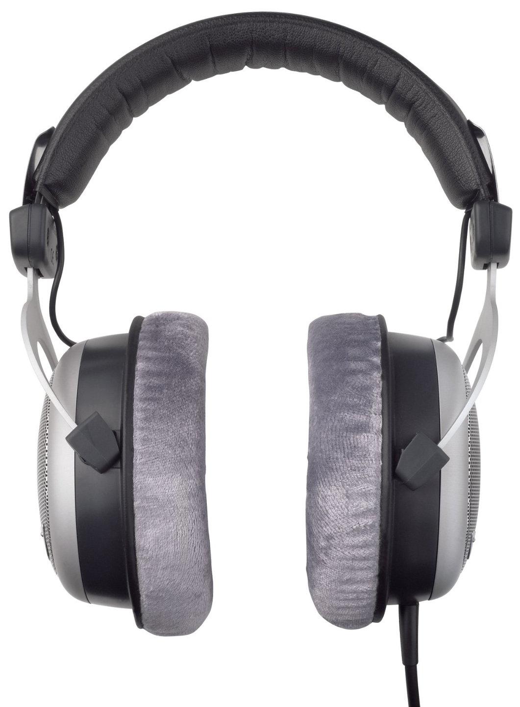 Купить beyerdynamic dt 880 pro - студийные наушники (black/white) в Москве. В нашем каталоге интернет-магазина icover.ru вы можете ознакомиться с ценами, подробным описанием, фотографиями и техническими характеристиками. Низкие цены. Высокое качество. Доставка по России. Заказать товары по телефону +7(495)229-39-50 Beyerdynamic DT 880 Pro - студийные наушники (Black/White) купить в интернет-магазине icover