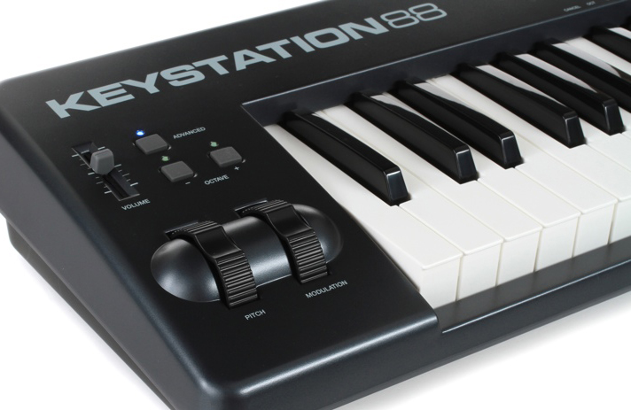 M-Audio Keystation 88 II - MIDI-клавиатура (Blue) купить в интернет-магазине icover