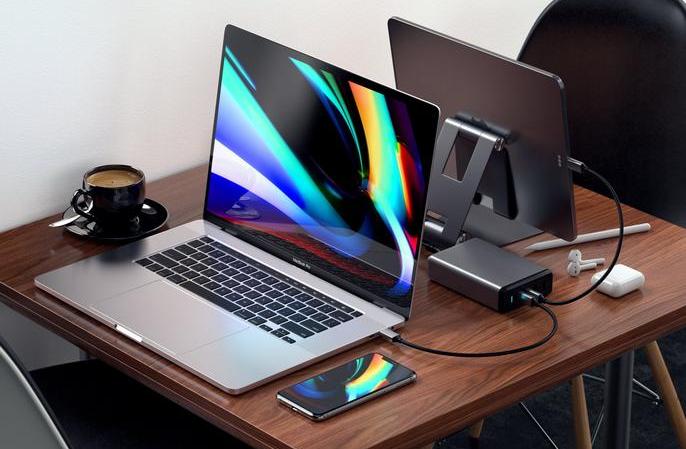 Сетевое зарядное устройство Satechi 108W Pro ST-TC108WM (Space Grey) купить в интернет-магазине icover