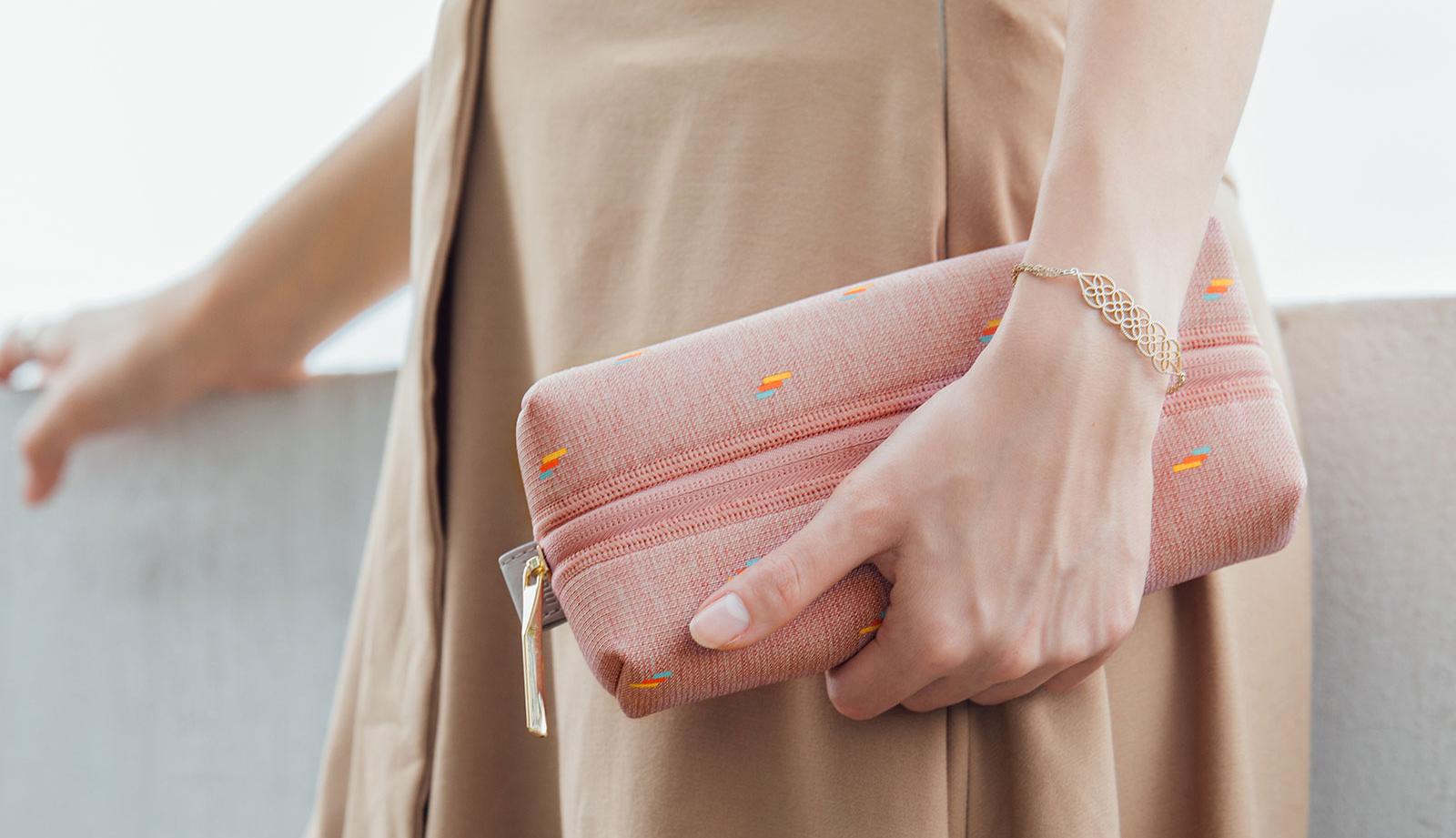 Пенал Moshi Pluma Pouch (Pink) купить в интернет-магазине icover