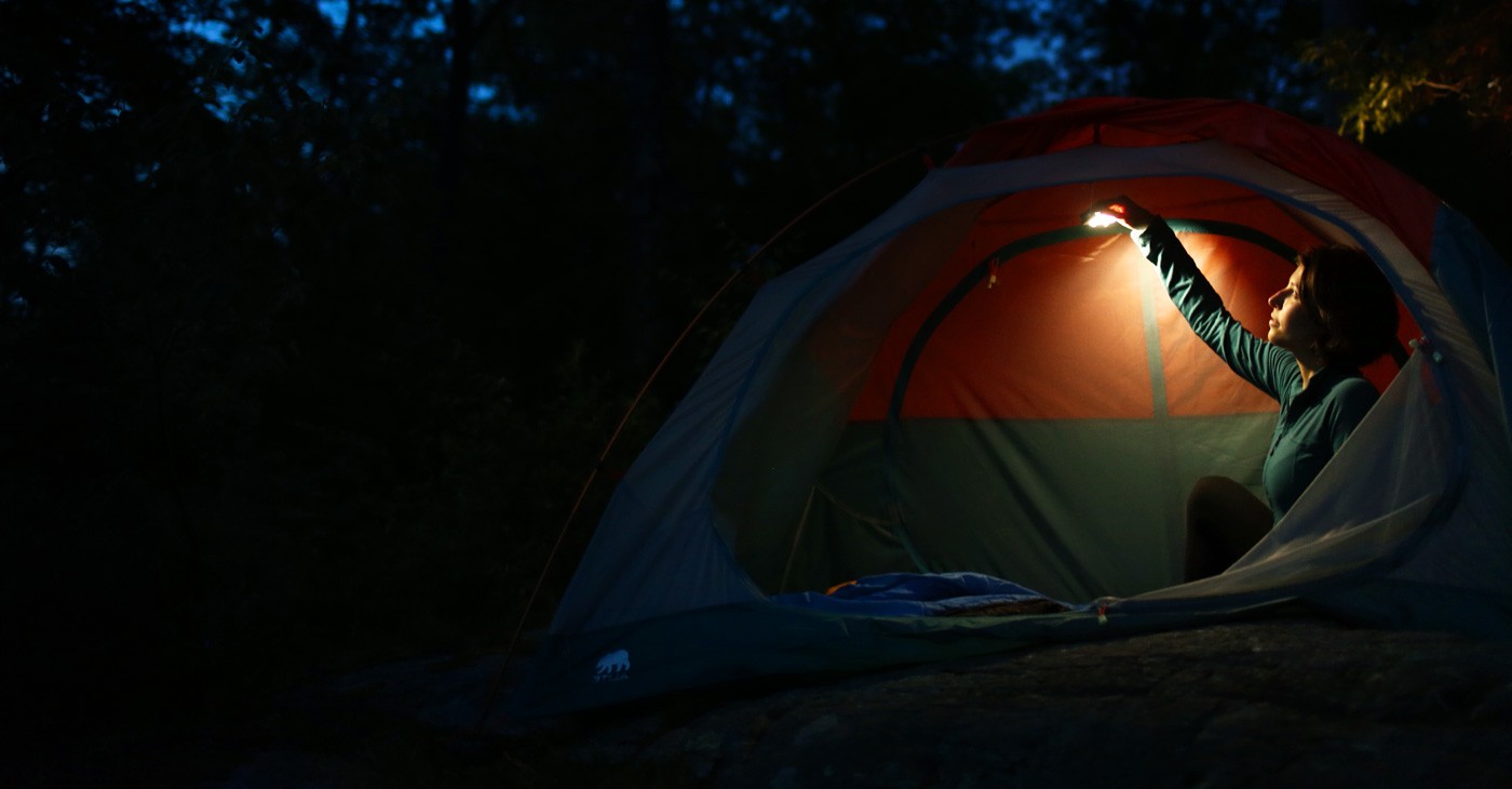 Фонарь-зарядка BioLite PowerLight Mini PLB1002 (Grey) купить в интернет-магазине icover