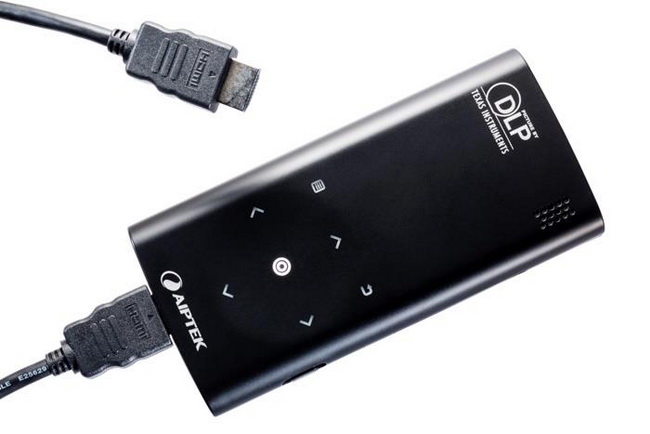 Aiptek PocketCinema V60 (AIP-430033) - портативный проектор купить в интернет-магазине icover