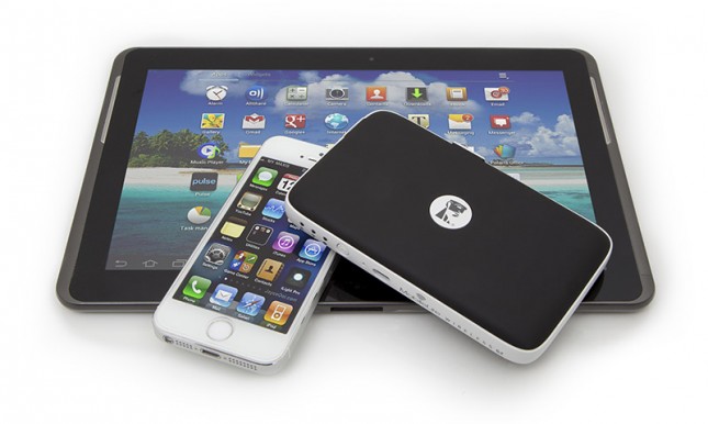 Купить kingston mobilelite wireless g2 - беспроводное устройство чтения 3 в 1 в Москве. В нашем каталоге интернет-магазина icover.ru вы можете ознакомиться с ценами, подробным описанием, фотографиями и техническими характеристиками. Низкие цены. Высокое качество. Доставка по России. Заказать товары по телефону +7(495)229-39-50 Kingston MobileLite Wireless G2 - беспроводное устройство чтения 3 в 1 купить в интернет-магазине icover